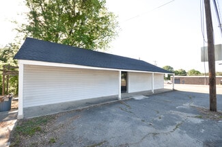 More details for 805 Akron Dr, Winston-Salem, NC - Retail for Lease