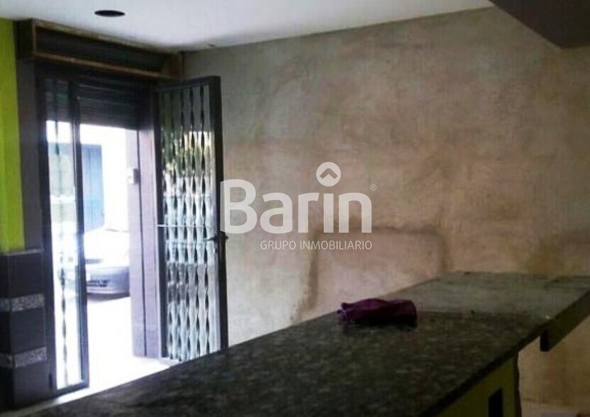 Commerce de détail dans Córdoba à louer - Photo du bâtiment - Image 2 de 3