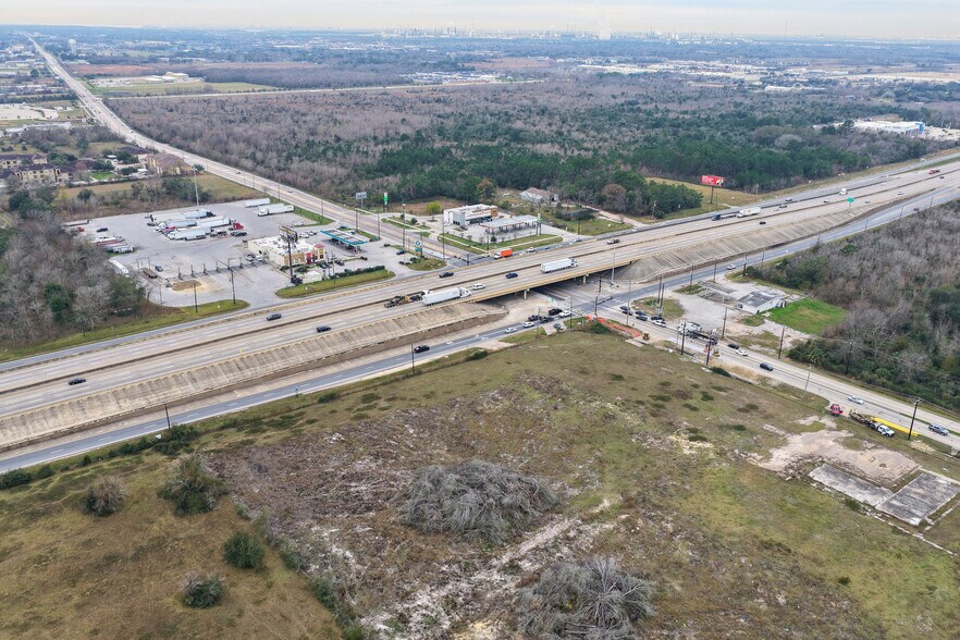 7122 N Main St, Baytown, TX à louer - Autre - Image 2 de 6