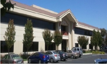 550 Gateway Dr, Napa, CA à louer - Photo du bâtiment - Image 2 de 11