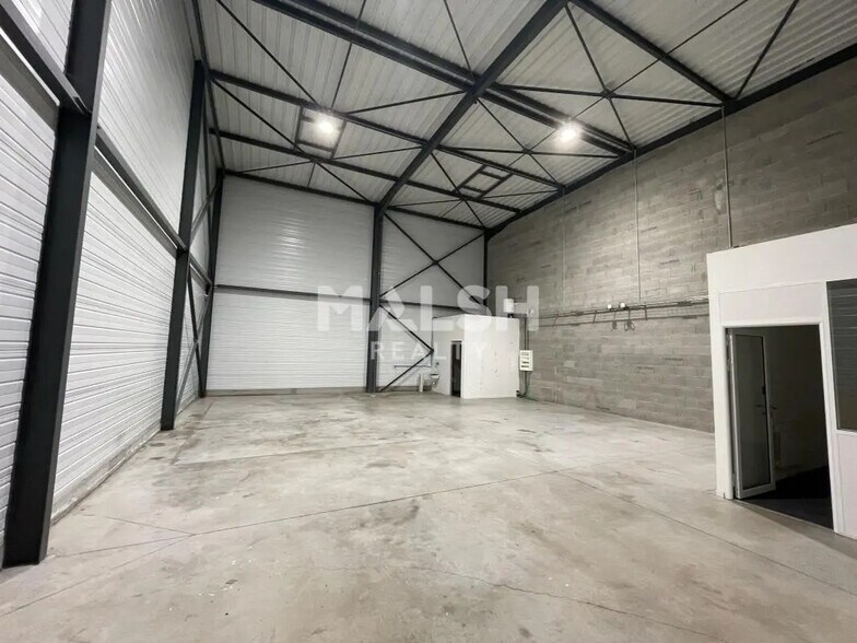 Office in Beauvallon for lease - Interior Photo - Image 3 of 6