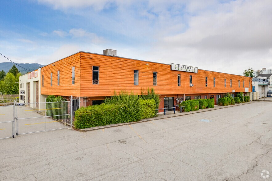 3080-3082 Spring St, Port Moody, BC for sale - Primary Photo - Image 1 of 1