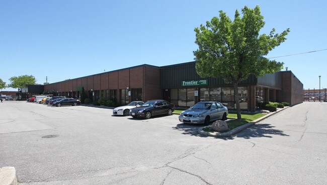 Plus de détails pour 1180-1196 Martin Grove Rd, Toronto, ON - Local d'activités à louer