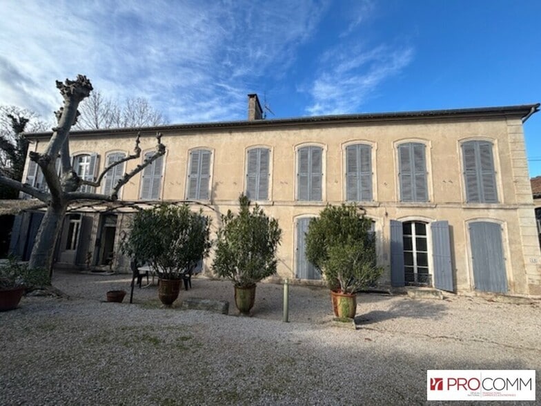 Bureau dans Avignon à louer - Photo du bâtiment - Image 2 de 3