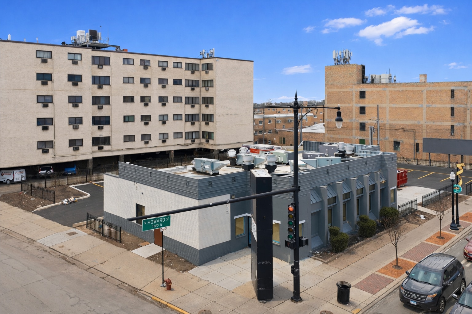 2201 W Howard St, Chicago, IL for lease Interior Photo- Image 1 of 45