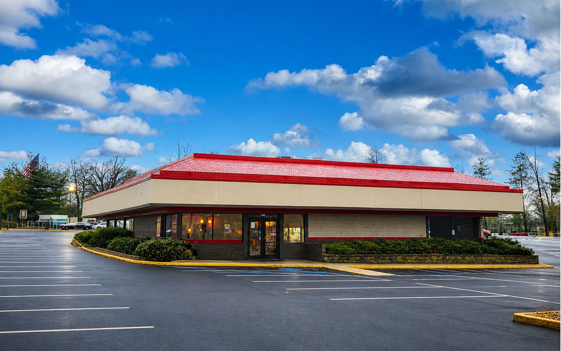 415 Route 211 E, Middletown, NY à louer Photo principale- Image 1 de 6