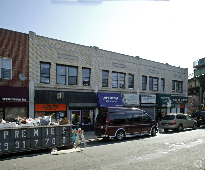 104-01 Roosevelt Ave, Corona, NY for lease - Building Photo - Image 2 of 3