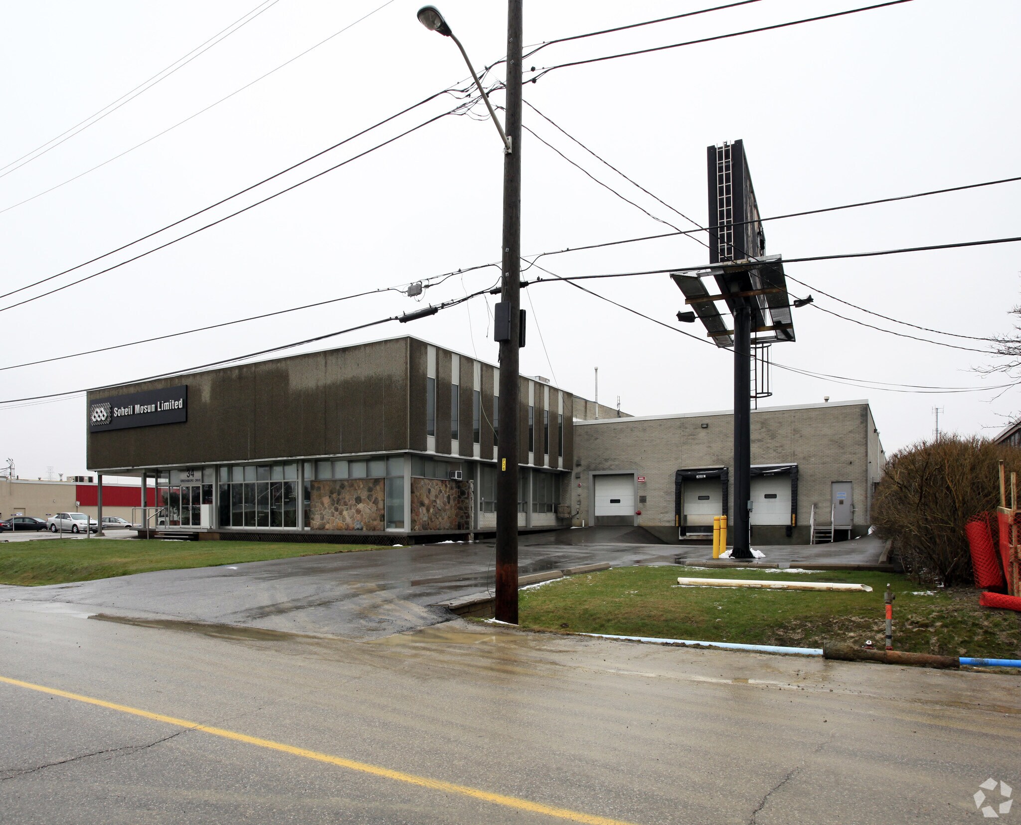 34 Greensboro Dr, Toronto, ON à vendre Photo principale- Image 1 de 1