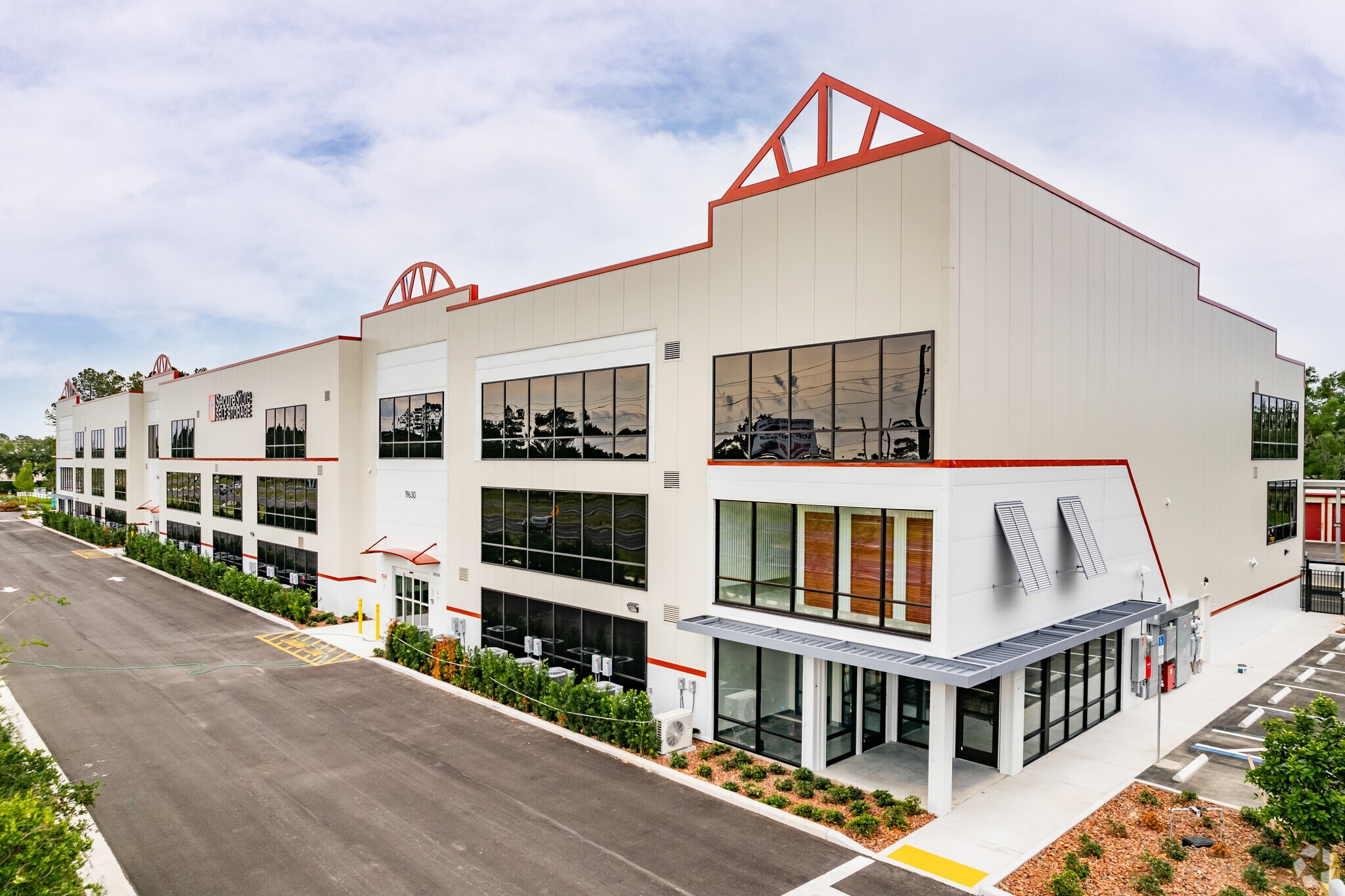 Bristol Lakes Road, Mount Dora, FL for lease Primary Photo- Image 1 of 8