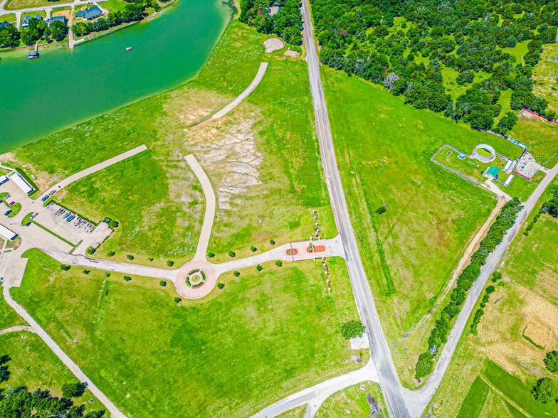 Spur 294, Corsicana, TX à vendre - Photo du bâtiment - Image 3 de 8