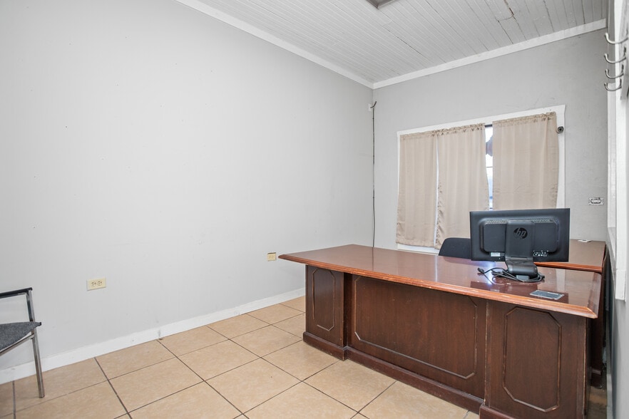 815 N 3rd St, Lufkin, TX for sale - Building Photo - Image 3 of 32