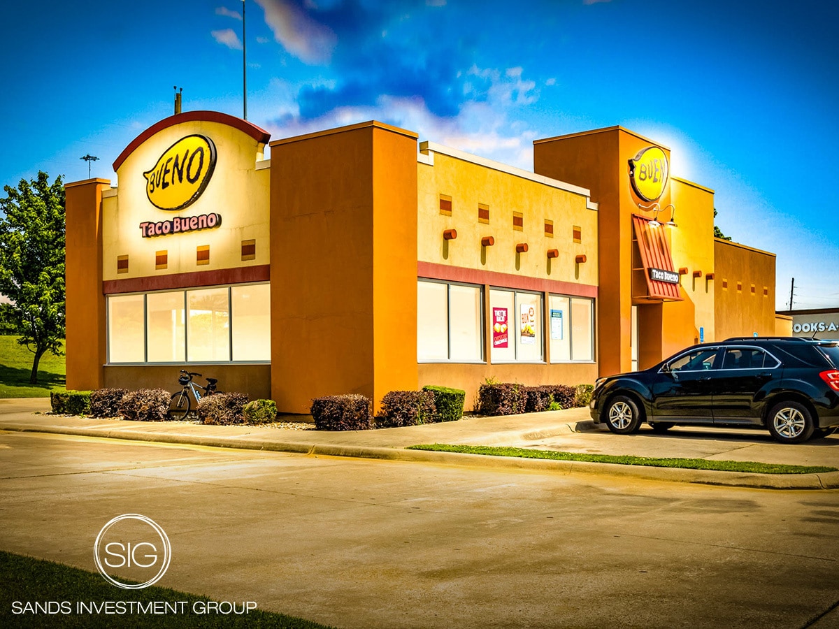 2400 Richmond Rd, Texarkana, TX for lease Building Photo- Image 1 of 15