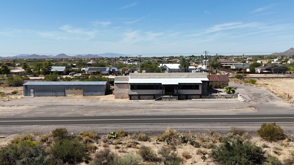 27280 S State Route 89, Congress, AZ à vendre - Photo principale - Image 1 de 1