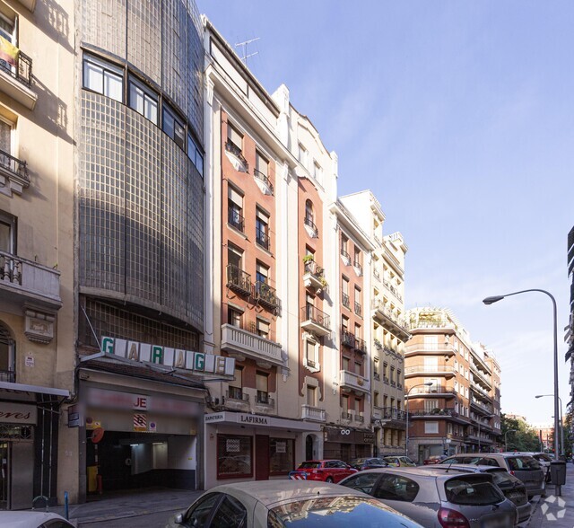 Calle Jerónimo de la Quintana, 5, Madrid, Madrid à vendre - Photo du bâtiment - Image 3 de 3