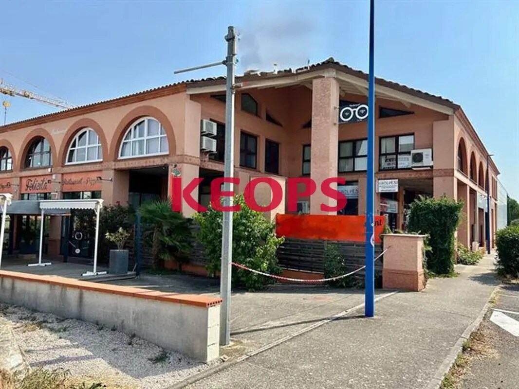 Retail in Launaguet for sale Building Photo- Image 1 of 25