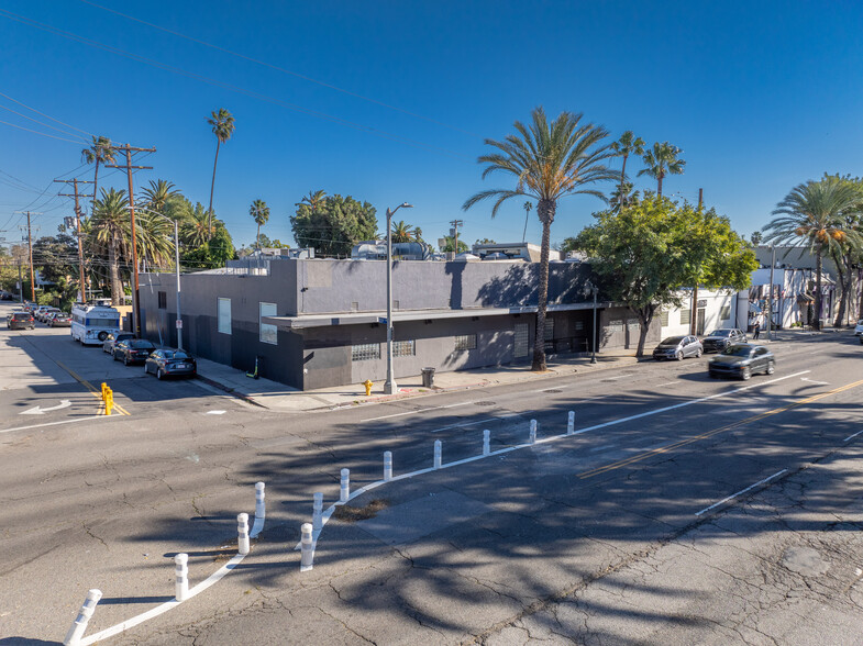 752-758 N Highland Ave, Los Angeles, CA à louer - Photo principale - Image 1 de 18