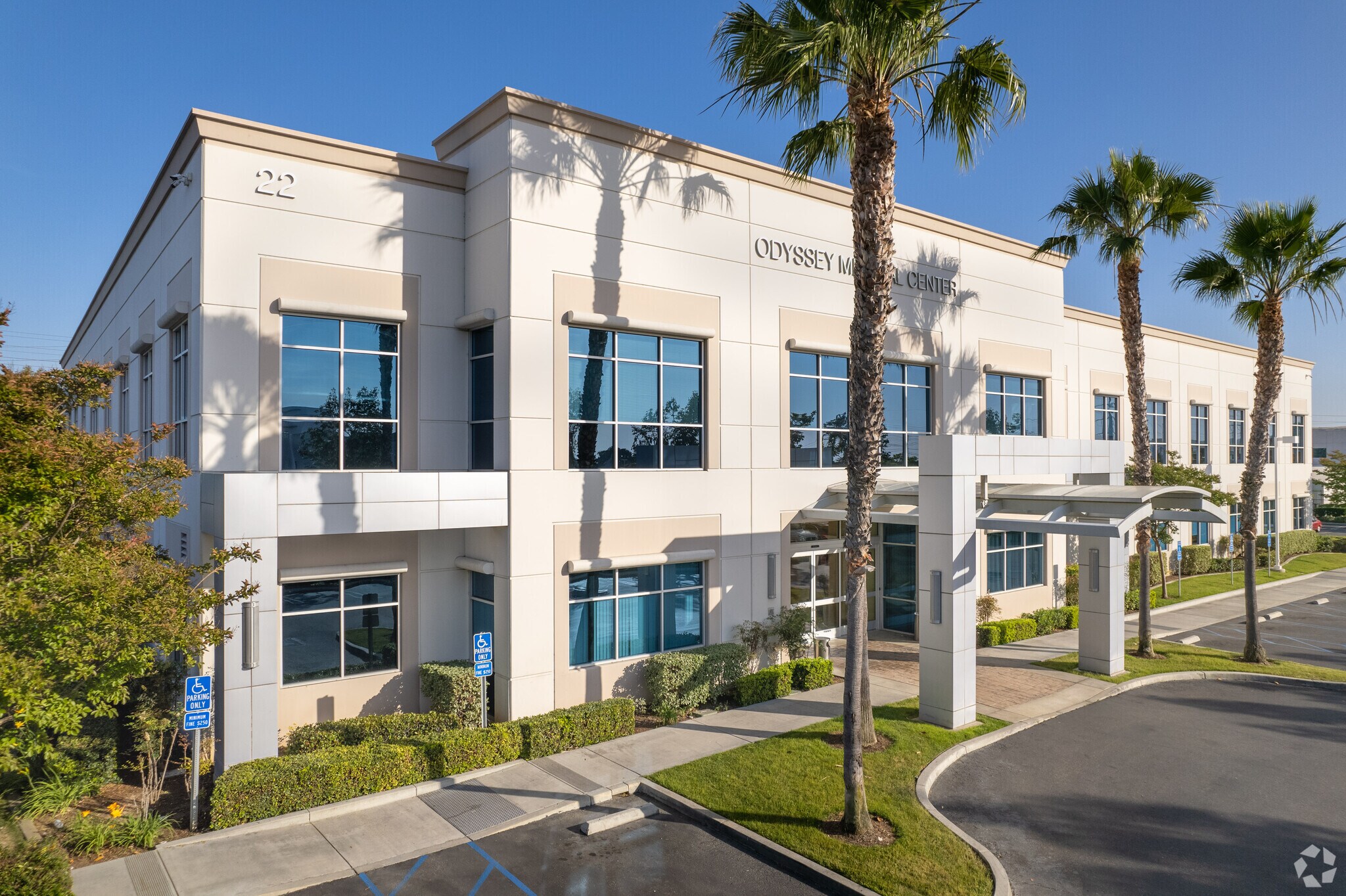 22 Odyssey, Irvine, CA à louer Photo du bâtiment- Image 1 de 16