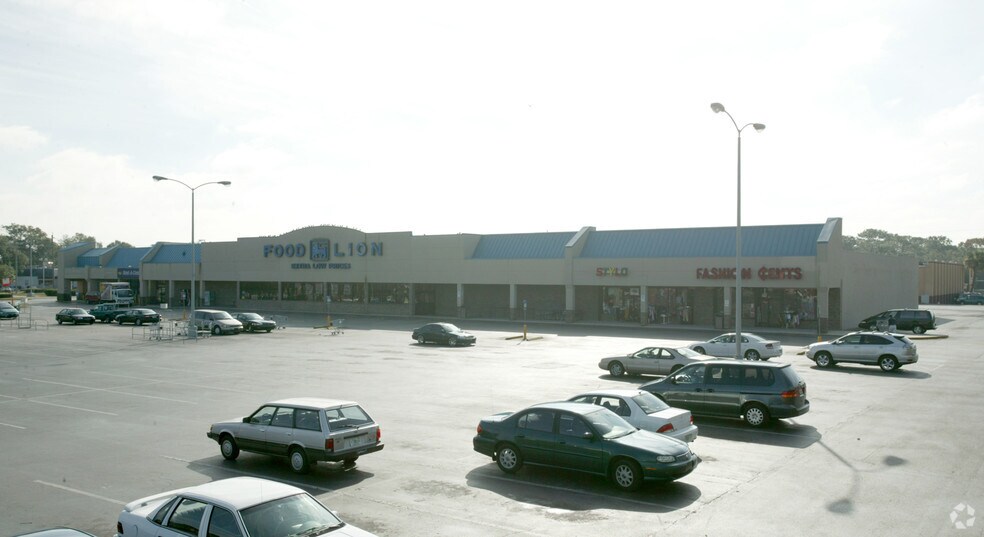 926-968 Arlington Rd N, Jacksonville, FL à louer - Photo du bâtiment - Image 3 de 21