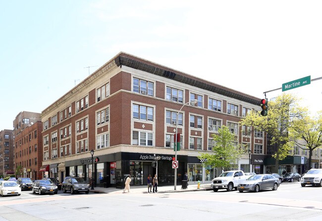 Plus de détails pour 33-41 Mamaroneck Ave, White Plains, NY - Plusieurs types d'espaces à louer