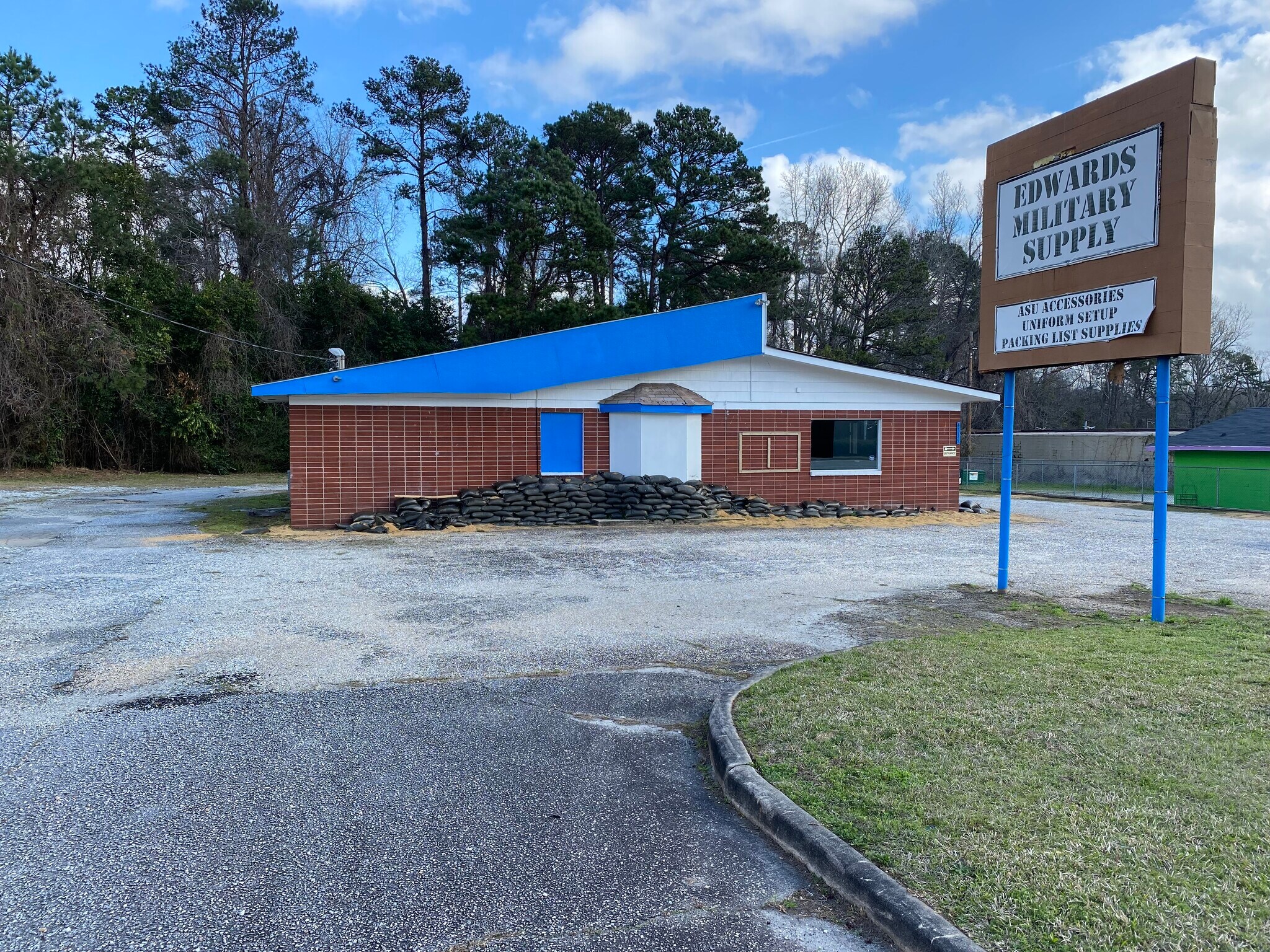 4319 Victory Dr, Columbus, GA for sale Primary Photo- Image 1 of 6