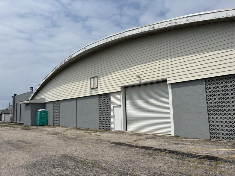 2305 M 139, Benton Harbor, MI à louer - Photo du bâtiment - Image 2 de 10