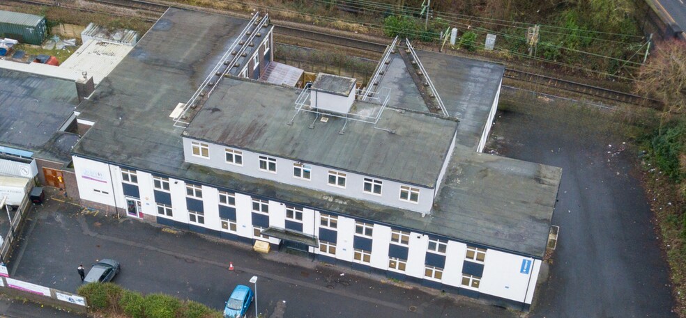 4 Oak St, Crewe à louer - Photo principale - Image 1 de 10