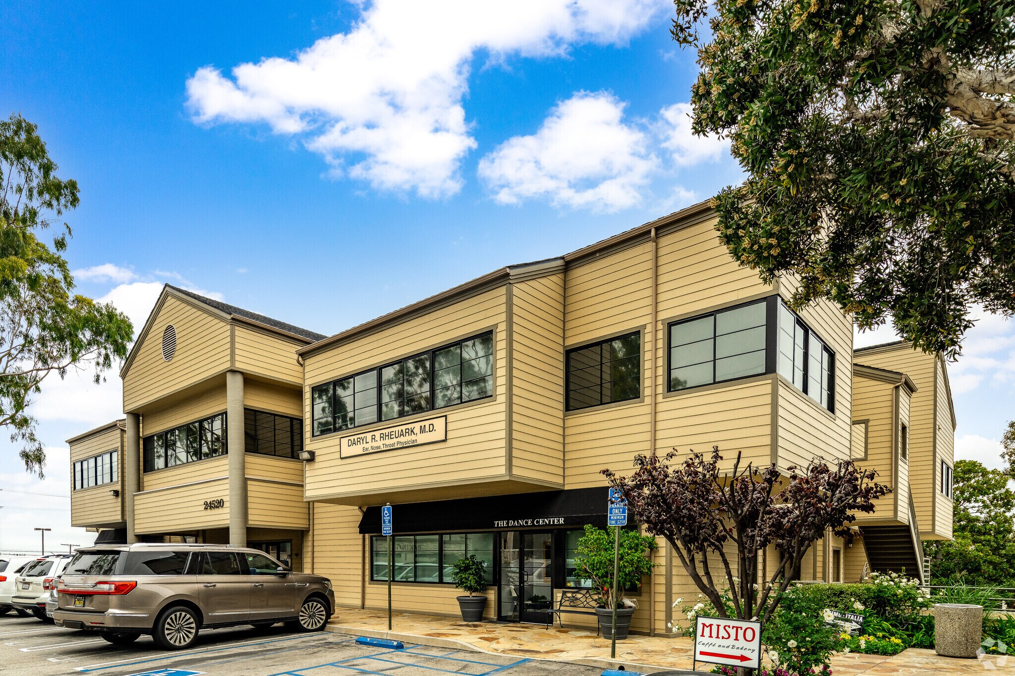 24520-24590 Hawthorne Blvd, Torrance, CA à louer Photo du bâtiment- Image 1 de 9
