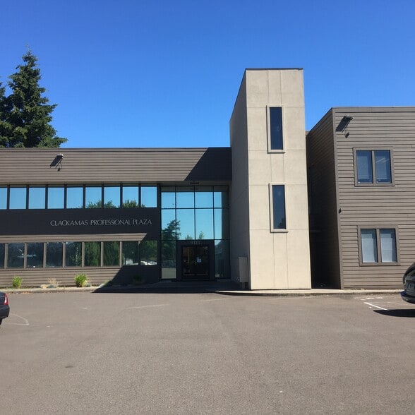 9123 SE St Helens St, Clackamas, OR for lease - Building Photo - Image 1 of 11