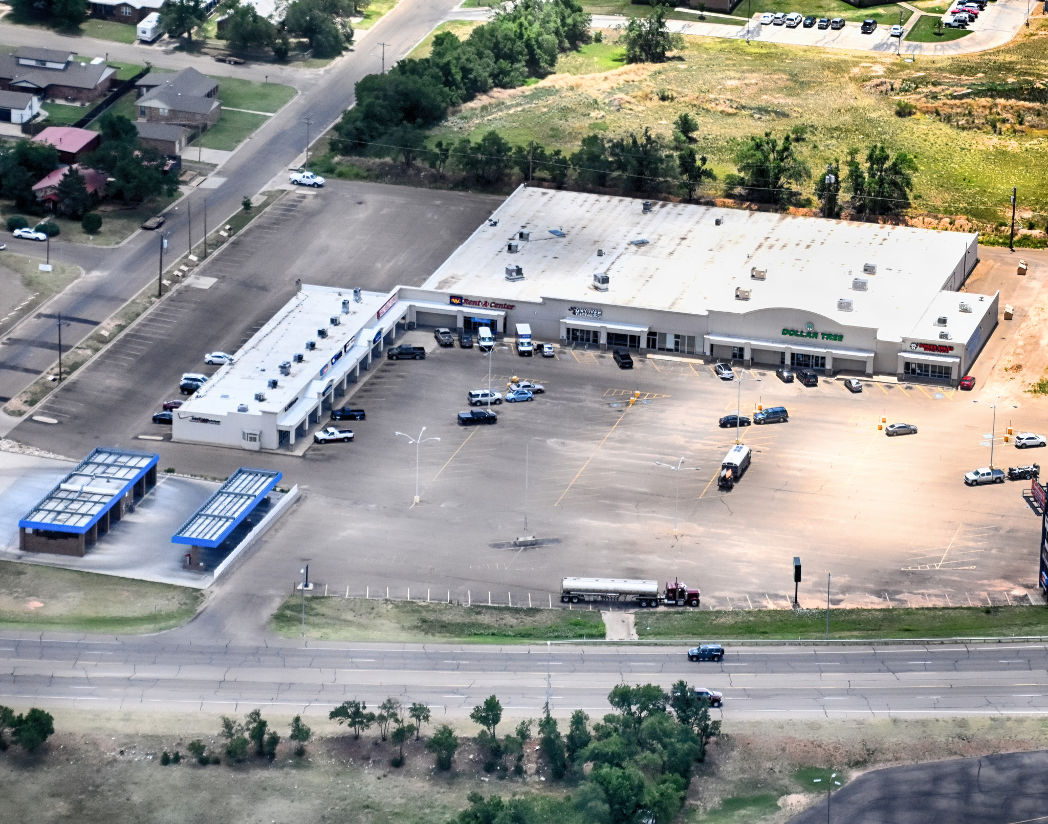 1303-1331 W Wilson St, Borger, TX for lease Building Photo- Image 1 of 10