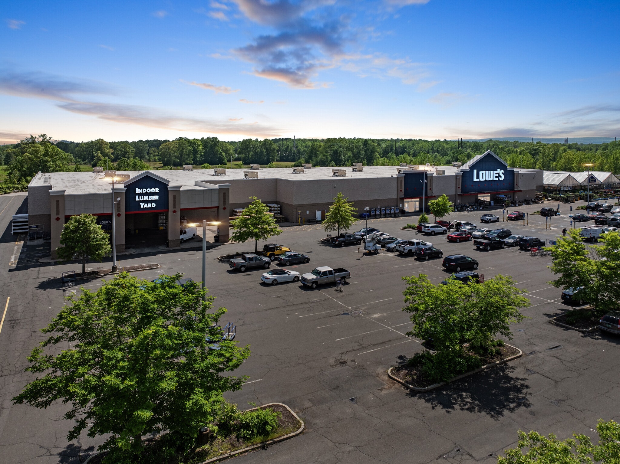 271-421 Cottage Grove Rd, Bloomfield, CT for lease Building Photo- Image 1 of 18