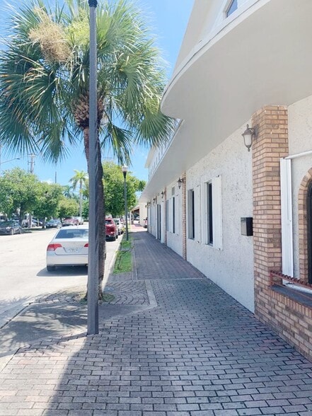 381 N Krome Ave, Homestead, FL for lease - Building Photo - Image 3 of 5