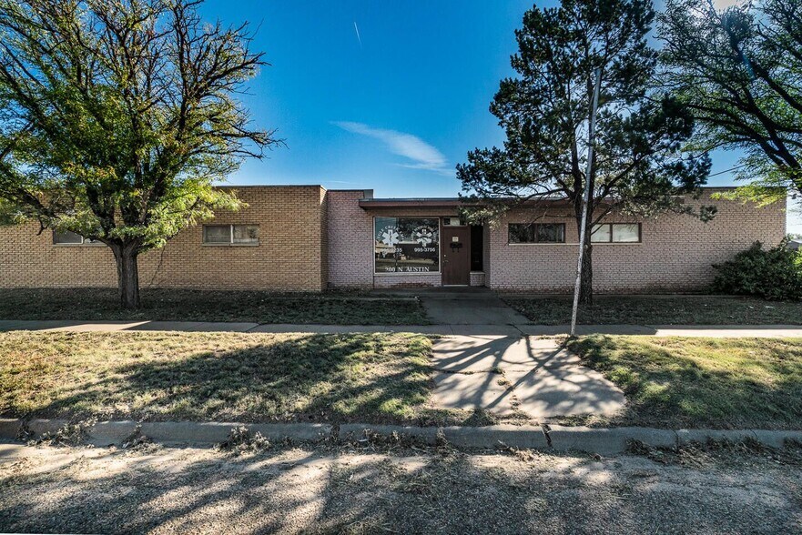 200 N Austin Ave, Tulia, TX à vendre - Photo du bâtiment - Image 1 de 7