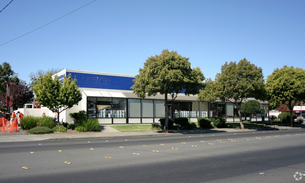3199 Jefferson St, Napa, CA for sale - Building Photo - Image 2 of 9
