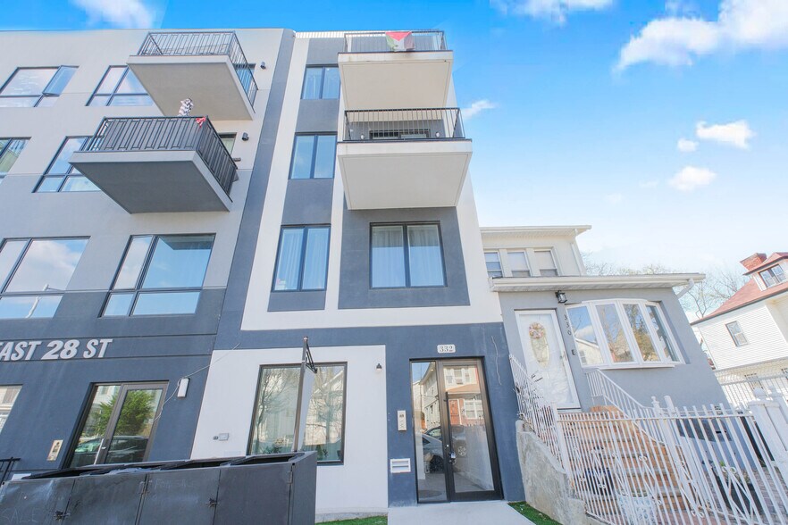 332 E 28th St, Brooklyn, NY à vendre - Photo du bâtiment - Image 3 de 8
