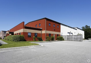 2020 Capital Dr, Wilmington, NC for lease Building Photo- Image 2 of 2