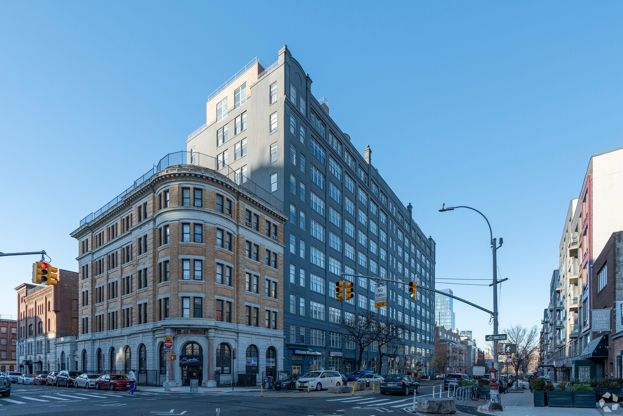 60 Broadway, Brooklyn, NY à louer Photo principale- Image 1 de 6