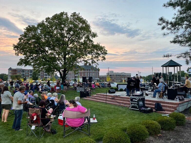198 Ohio 741, Lebanon, OH à louer - Photo du bâtiment - Image 3 de 13