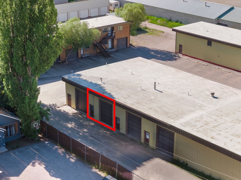 1200 Gregory ln, Jackson, WY for lease - Building Photo - Image 3 of 7