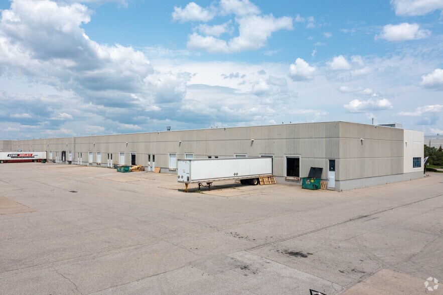 3600A Laird Rd, Mississauga, ON for lease - Building Photo - Image 2 of 4