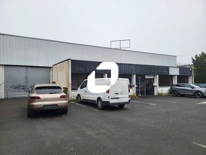 Office in Pessac for lease Building Photo- Image 1 of 11