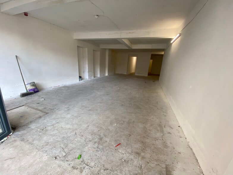 43-45 High St, Warminster for lease - Building Photo - Image 3 of 5