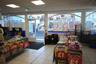 24-26 High St, Evesham à louer Photo intérieure- Image 1 de 3