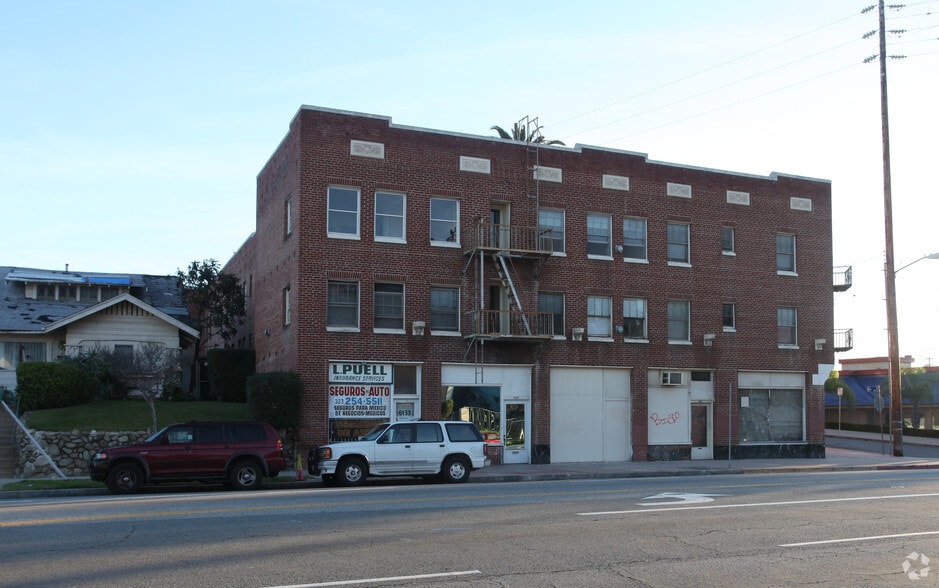 6133-6141 York Blvd, Los Angeles, CA for lease - Building Photo - Image 2 of 2