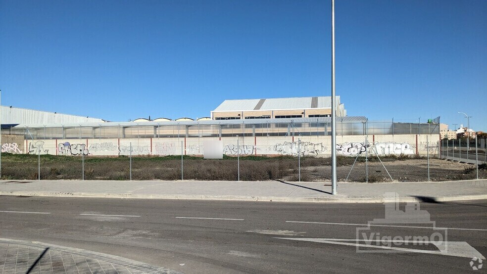 Calle Polo Sur, 21, Torrejón de Ardoz, Madrid à vendre - Photo du bâtiment - Image 1 de 8