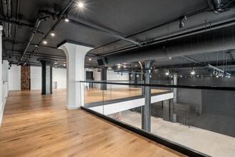 950 S Broadway, Los Angeles, CA for lease Interior Photo- Image 1 of 5