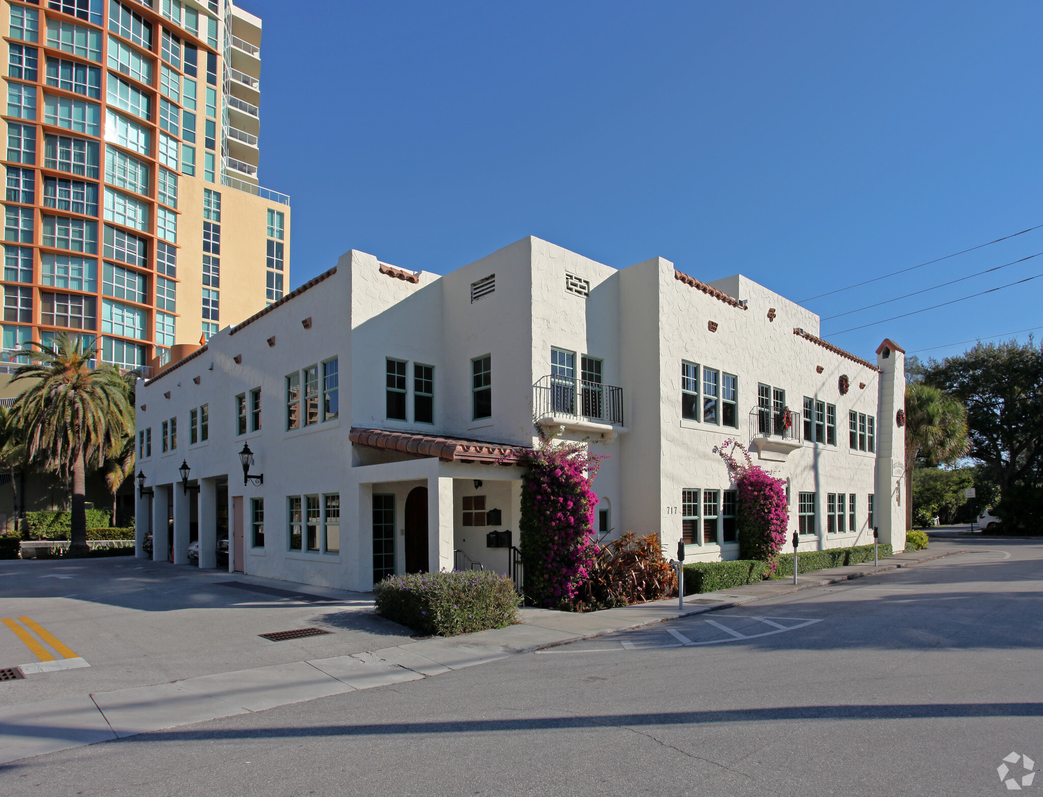 717 SE 2nd Ave, Fort Lauderdale, FL à louer Photo du bâtiment- Image 1 de 11