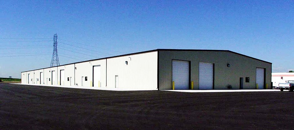 9700 E 104th Ave, Henderson, CO à louer - Photo du bâtiment - Image 2 de 7