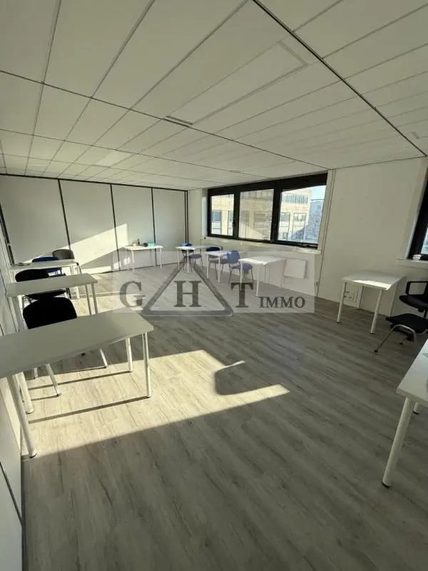 Office in Lognes for sale Interior Photo- Image 1 of 16