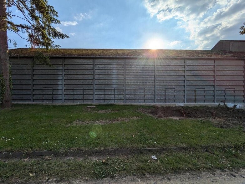 Thorncombe St, Guildford for lease - Building Photo - Image 2 of 7