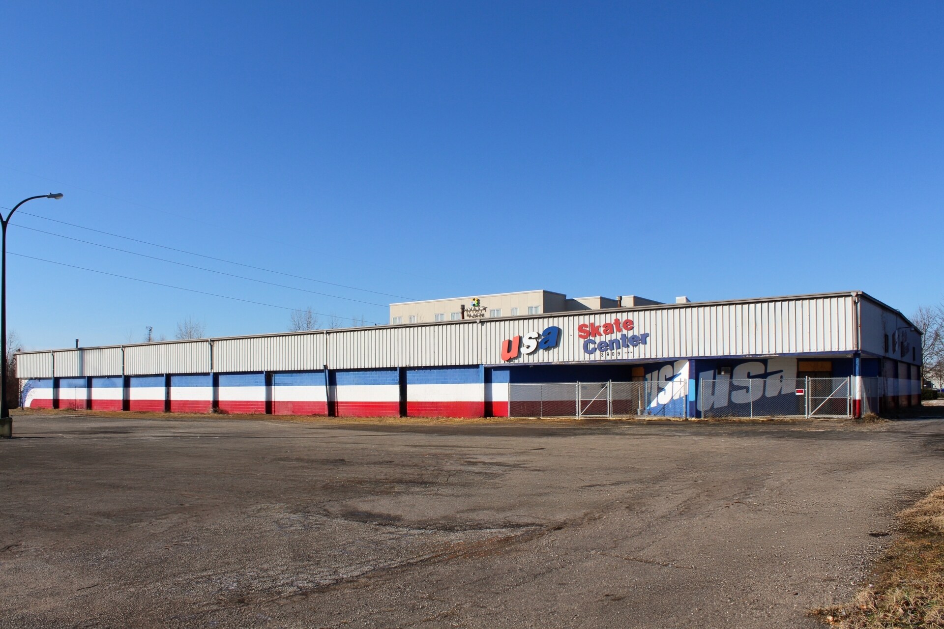 3909 Main St, Mishawaka, IN à vendre Photo principale- Image 1 de 4